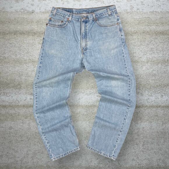 Vintage Levis Jeans 505 Regular Straight Leg Fit Light Wash 100% Cotton 90s - Picture 2 of 7